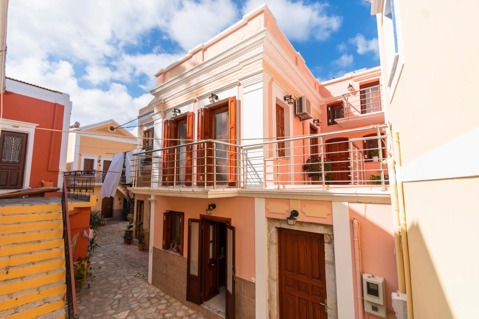 Yiayia'S Central Apartment Symi Exterior photo